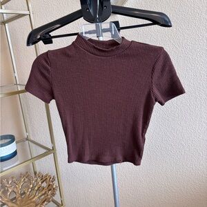Haley & June Small Brown Ribbed Mock Neck Crop Top Short Sleeve Fitted